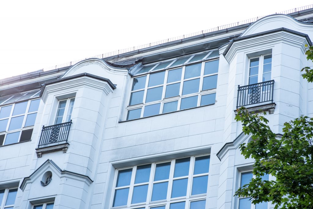 Aussenansicht Atelierfenstern Schöneberger Ufer 71, 2021